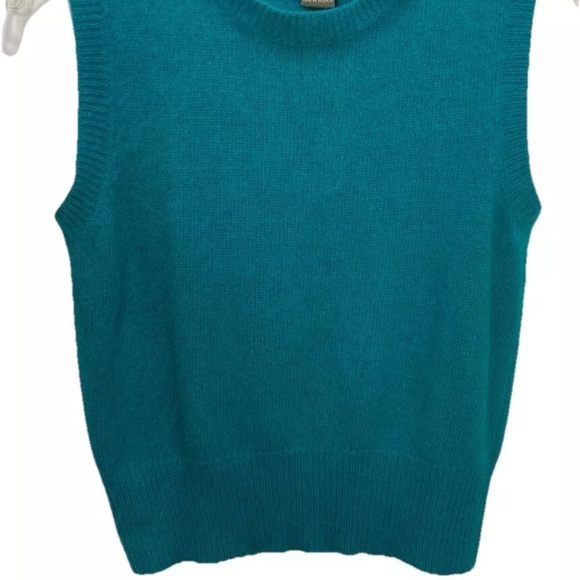 NY Style Blue Angora Rabbit Hair Blend Round Neck Vest Women’s Large Fitted - Picture 2 of 6